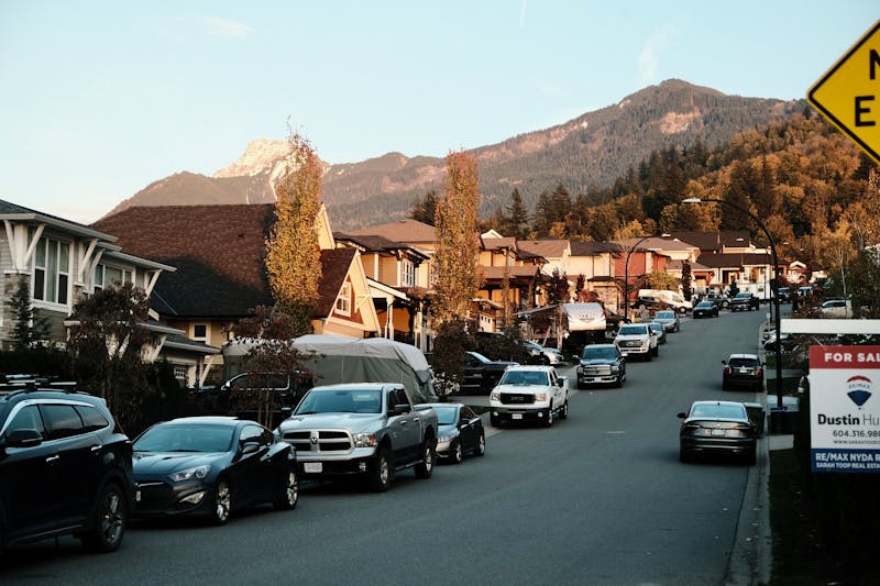 Streets full of homes — and almost none of them affordable to the people who actually need them. (Photo: Pexels)