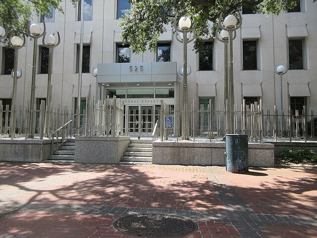 Federal Reserve building — interest rate cuts expected in 2026